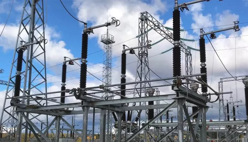 На подстанции «Лесная» установили семь шкафов РЗА